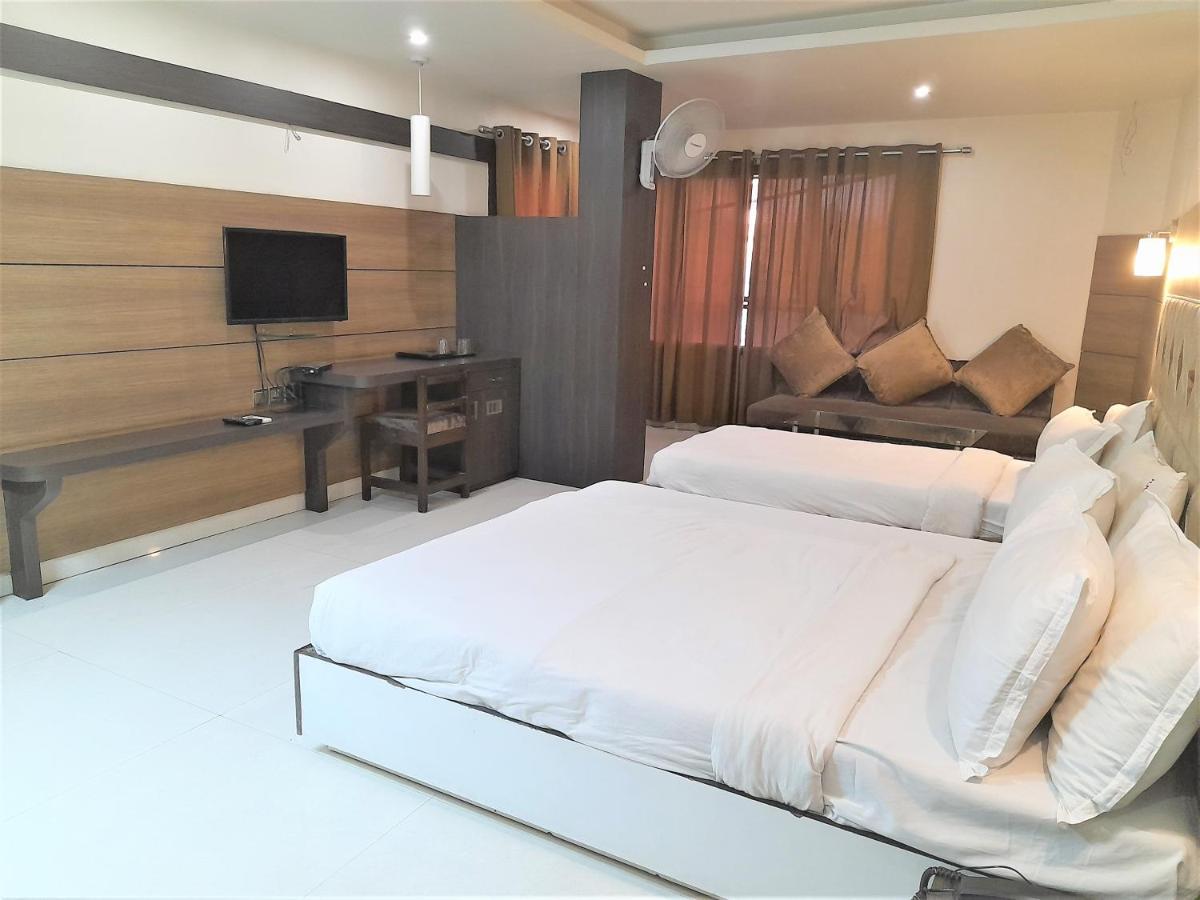 Cherrystay Kiran Inn Indore Dış mekan fotoğraf